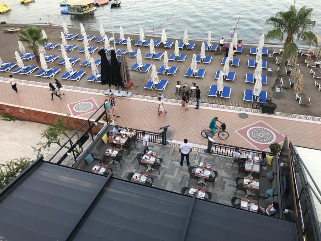 La Beirut Beach Hotel 马尔马里斯 外观 照片
