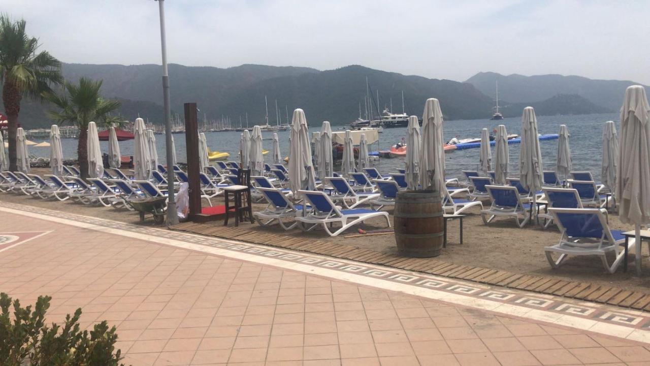 La Beirut Beach Hotel 马尔马里斯 外观 照片