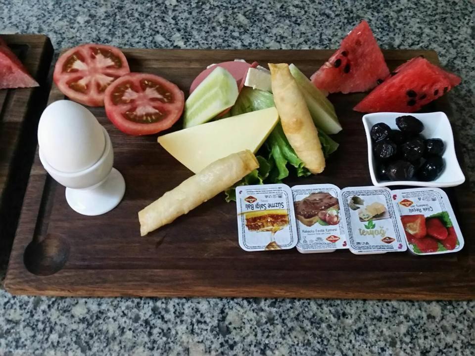 La Beirut Beach Hotel 马尔马里斯 外观 照片